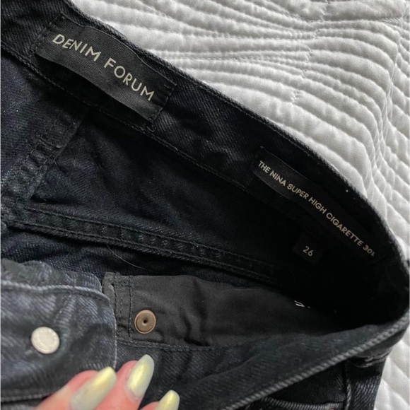 Aritzia Denim Forum Jeans - Picture 2 of 3
